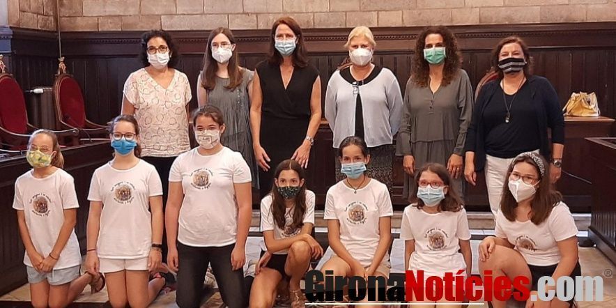 Set Amigues i un robatori misteriós a Egipte 