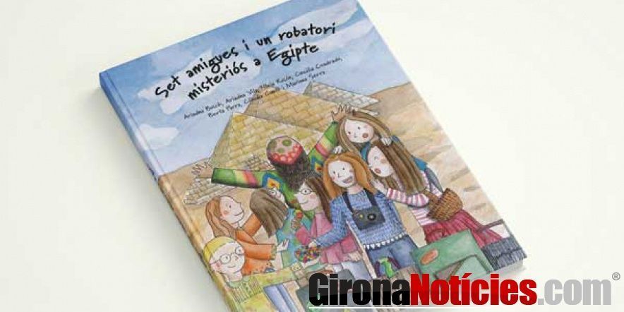 Set amigues i un robatori misteriós a Egipte 