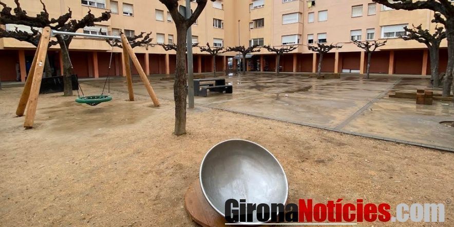 Plaça Rocacorba de Canaleta 