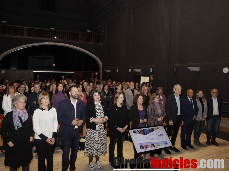 Acte institucional 8M
