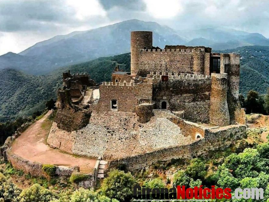 Castell de Montsoriu 