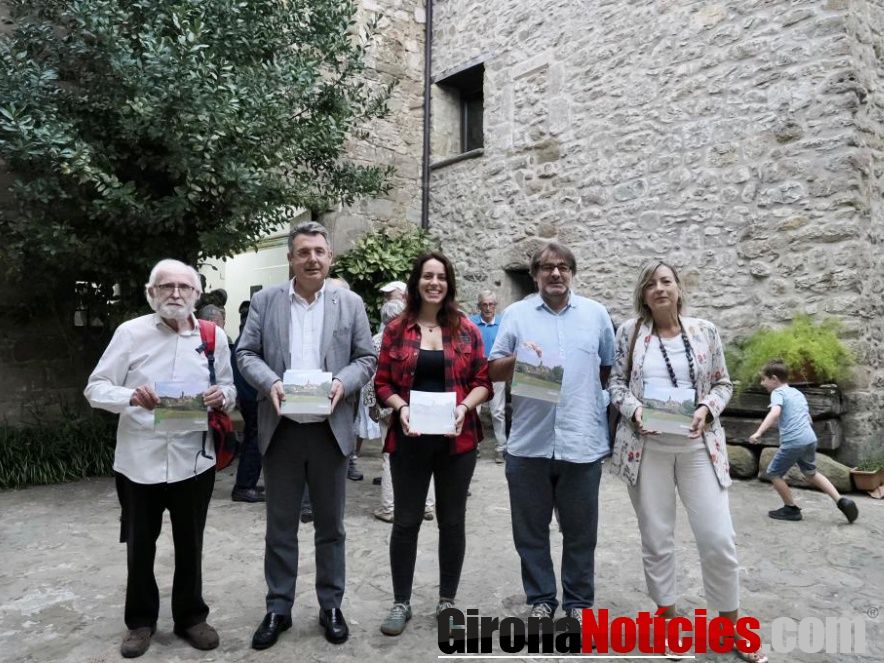 Presentació 'Quaderns de la Revista de Girona' a Mieres