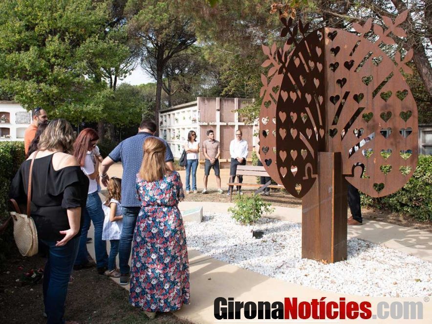 Inauguració escultura / Ajuntament de Riudellots 