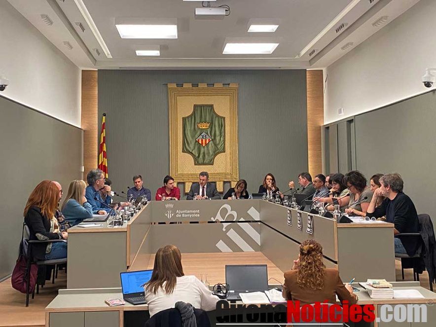 Ple Ajuntament de Banyoles 