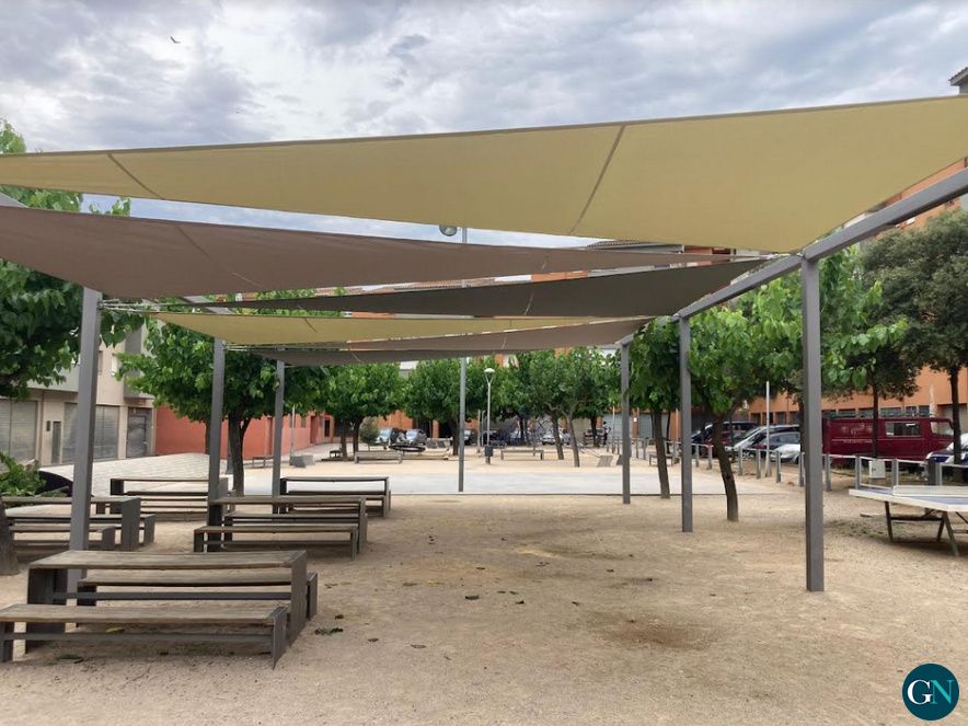 Ombratge plac?a de la Pau 