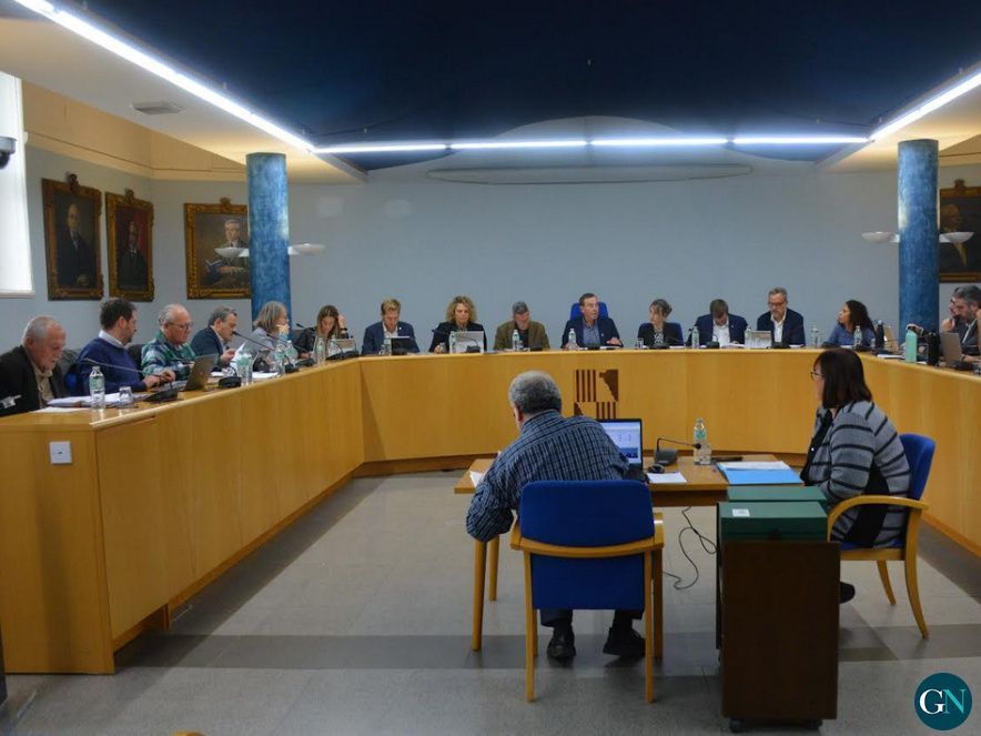 Ple Aj.Olot 