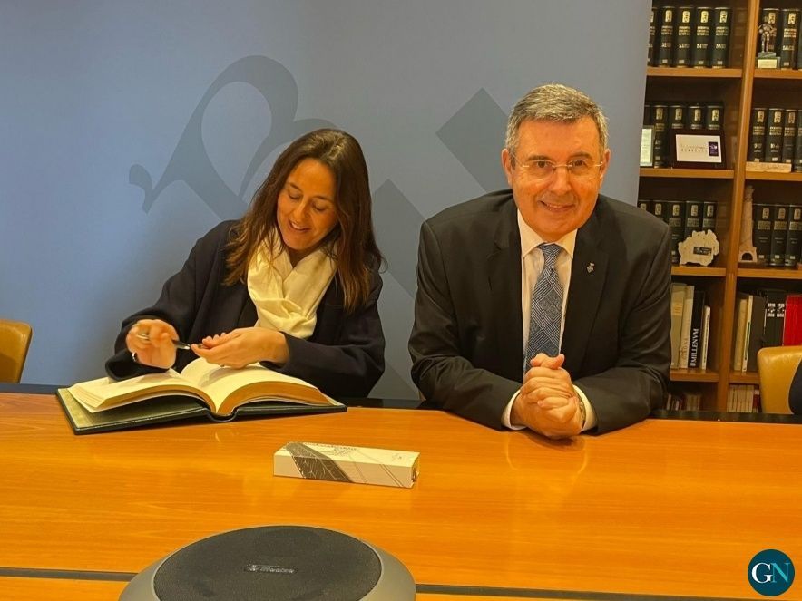 Visita consellera d’Educació a Banyoles / Aj.Banyoles 