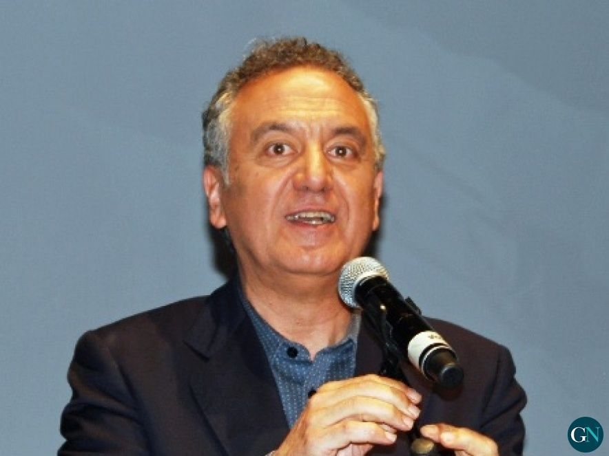 Roberto Brasero recibe el Premio Ana Baschwitz de Comunicación 