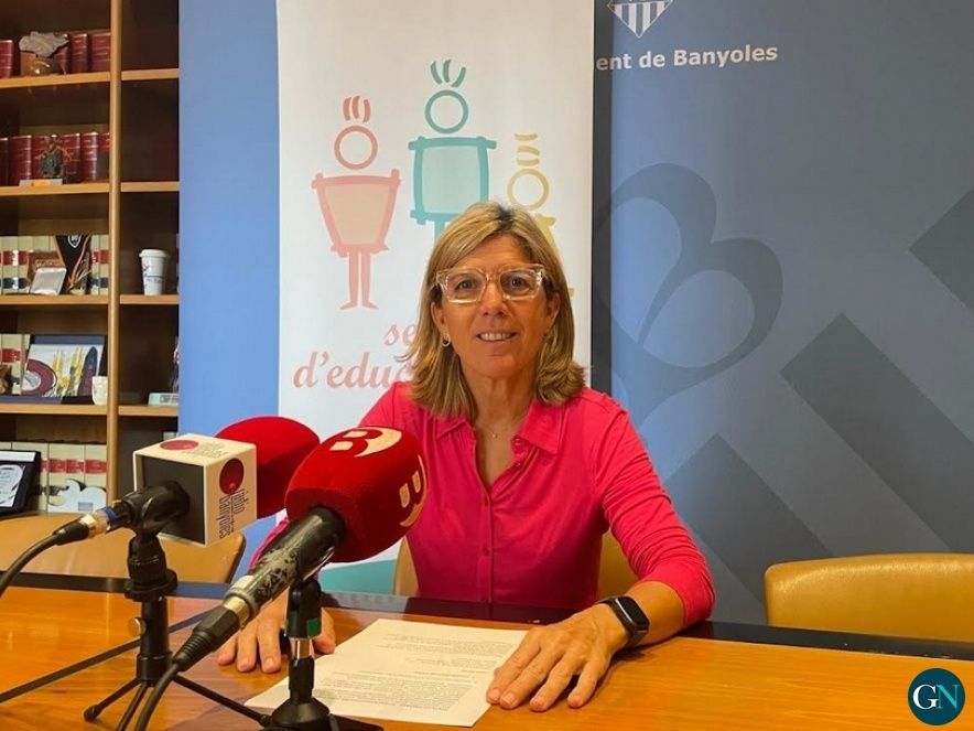 Nani Comalat, regidora d’Educació de l’Ajuntament de Banyoles  