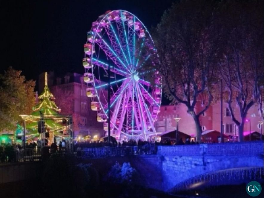 Perpinyà encén el Nadal amb un inici de festes multitudinari i ple d’espectacle 