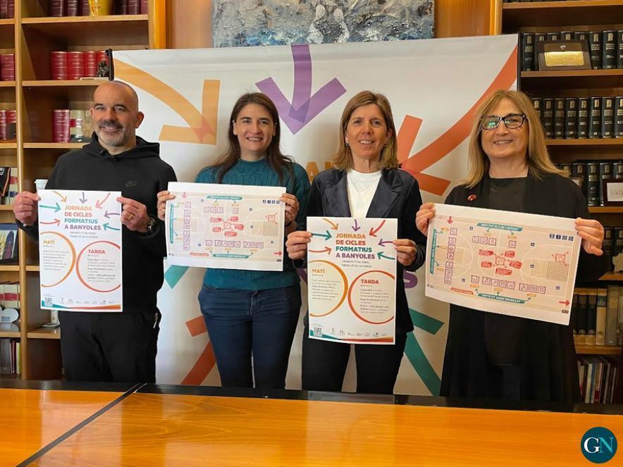 Presentació Jornada de Cicles Formatius de Banyoles / Aj.Banyoles 