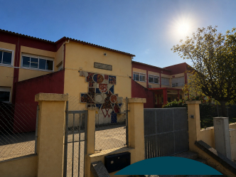 alt - Escola pública d'Educació Infantil i Primària de Llançà Pompeu Fabra / © Gironanoticies.com