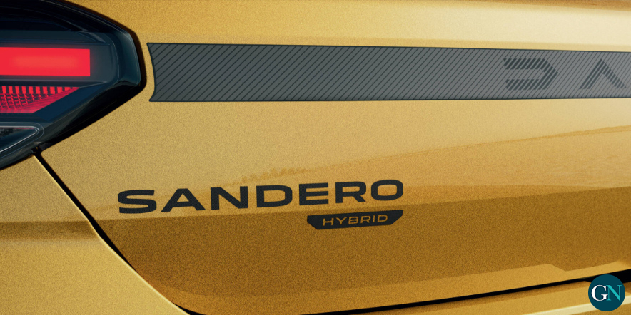 alt - Dacia Sandero 