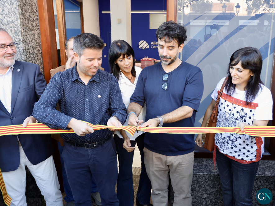 alt - Inauguració de la nova seu del Vallès Occidental d'AC i presentació del candidat Lluís Areny / © Julián Vázquez / GN  
