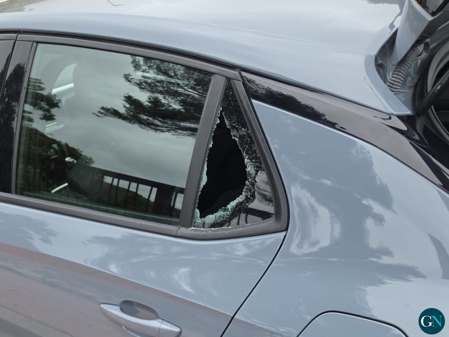 alt - Robatori a l’interior de vehicle comès a Lloret de Mar 